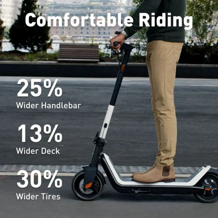 Уцінка Електросамокат NIU Kick Scooter KQi3 Sport Black 300 Вт до 100 кг