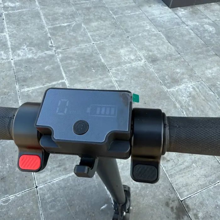 Електросамокат VOLTO Jun 130W 24V 2,5Ah Чорний